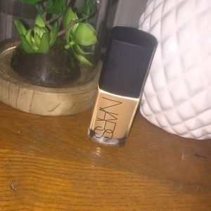 NARS Sheer Glow Foundation